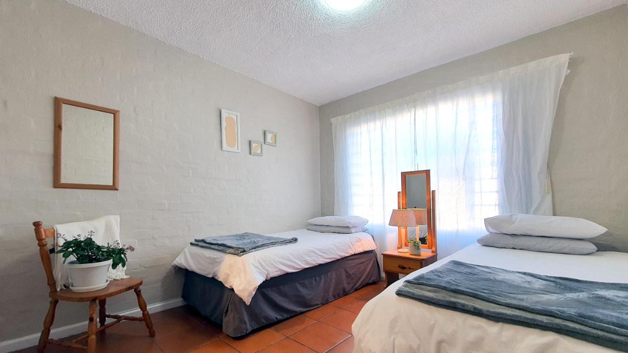 Escape To Paradise: Beachside Apartment Jeffreys Bay Eksteriør bilde