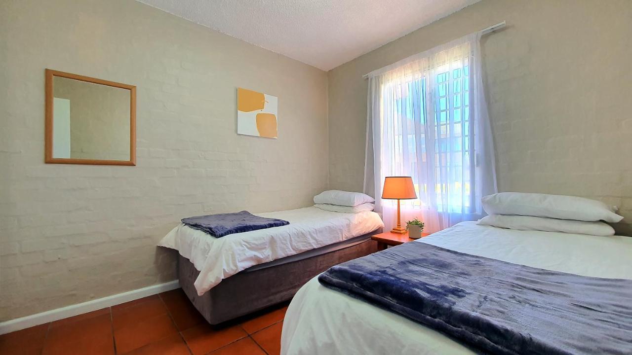 Escape To Paradise: Beachside Apartment Jeffreys Bay Eksteriør bilde